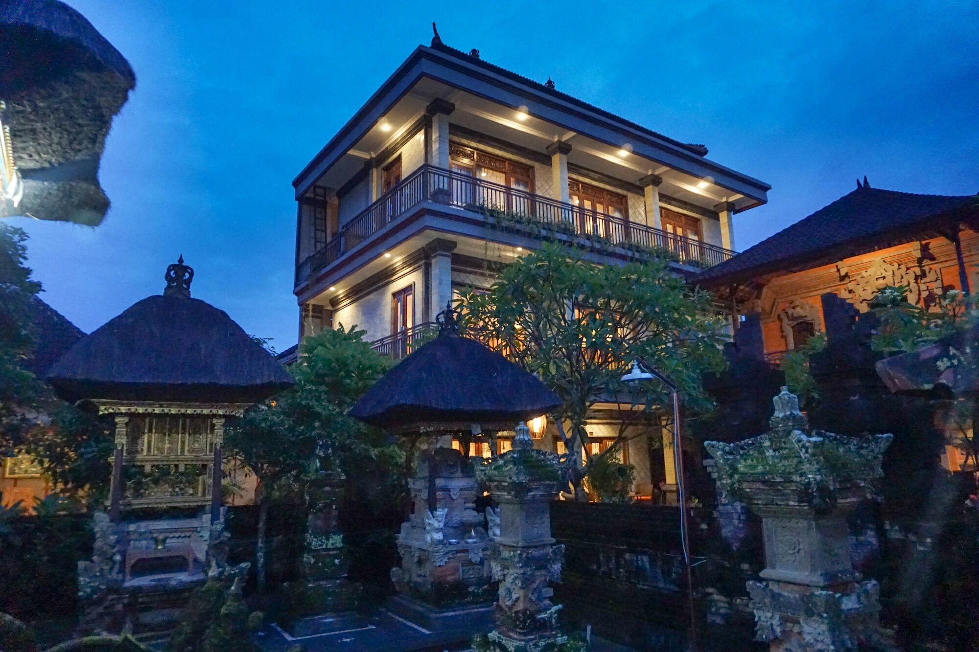 Three Brothers Guest House Убуд Экстерьер фото